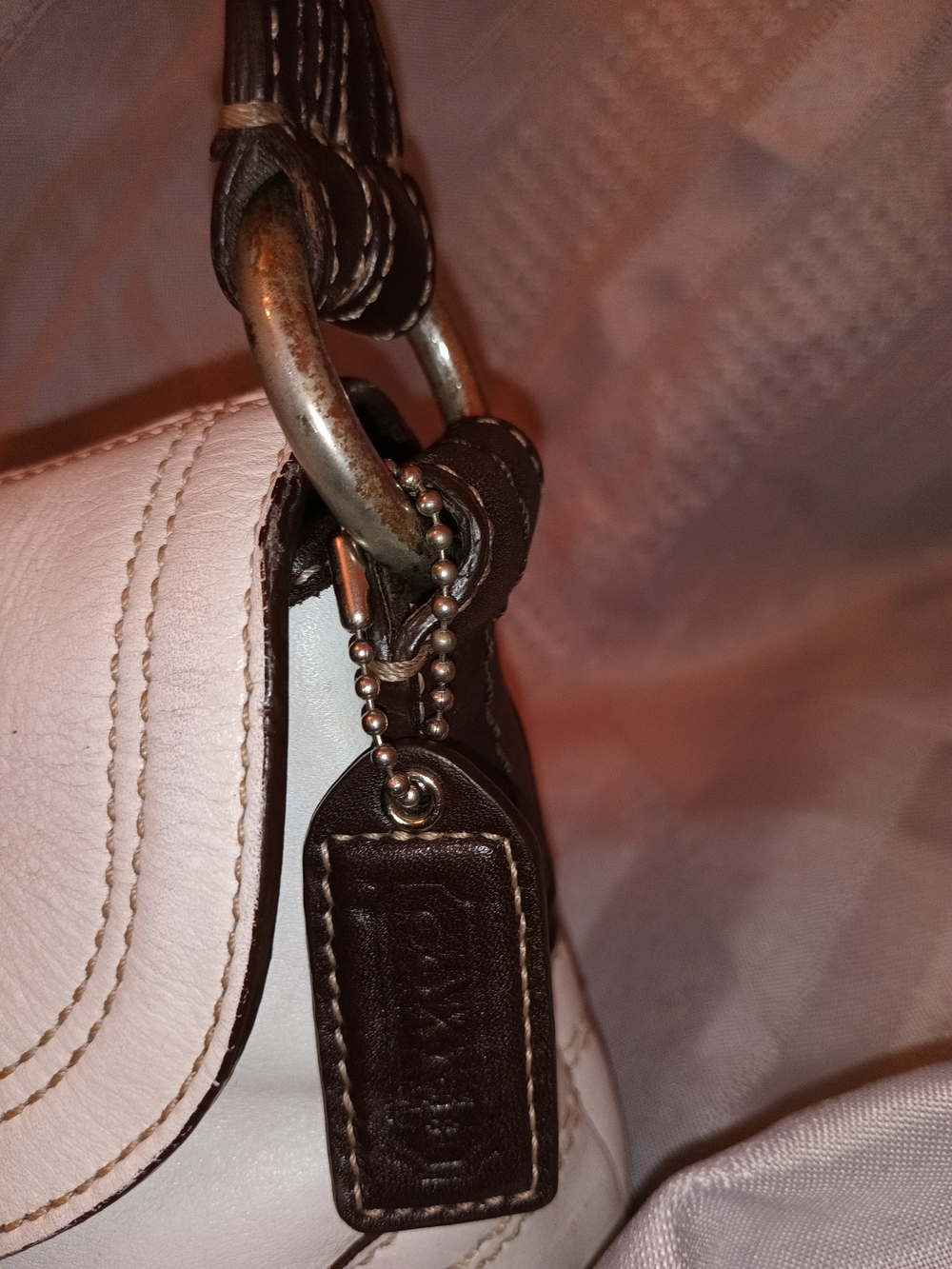 Vintage Y2K Coach Soho Cream & Cognac Leather Shoulder Bag F10909